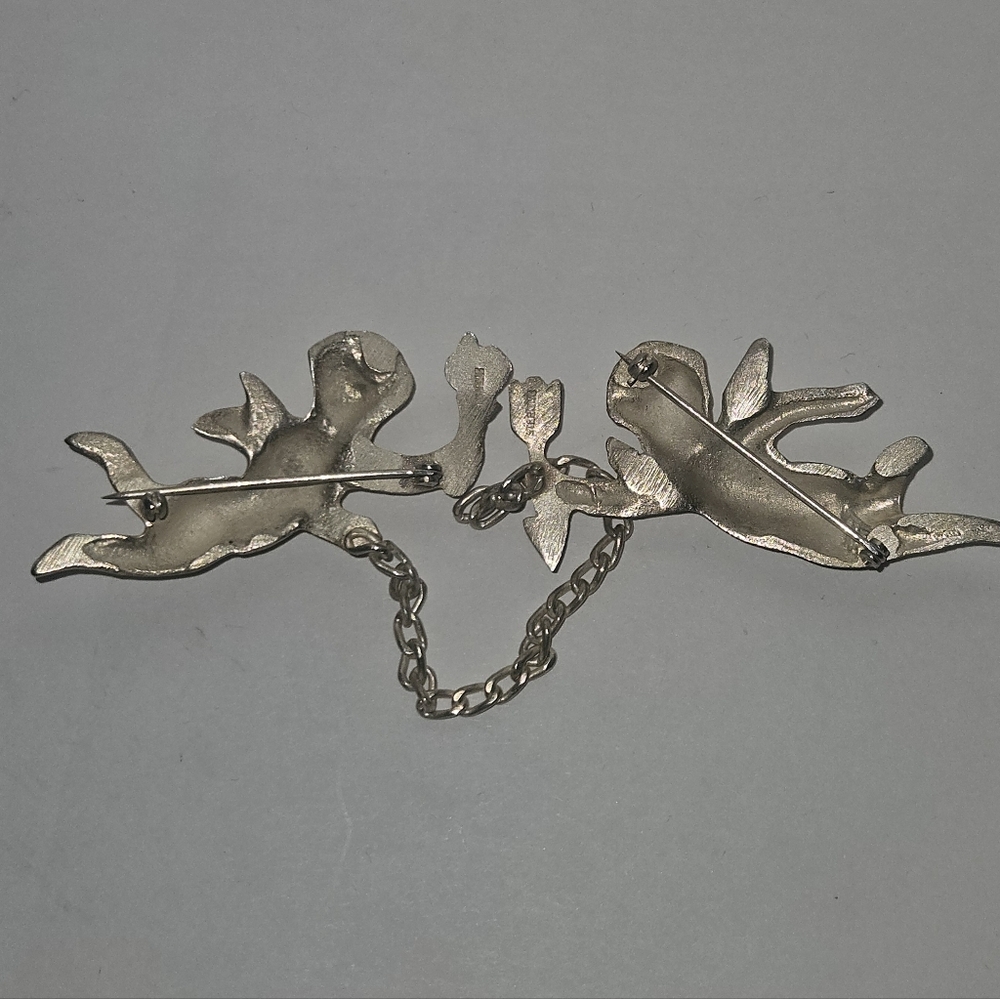 Vintage 1940's Sterling Silver Cherub Figurine Brooch With Original Chain - Picture 2 of 5